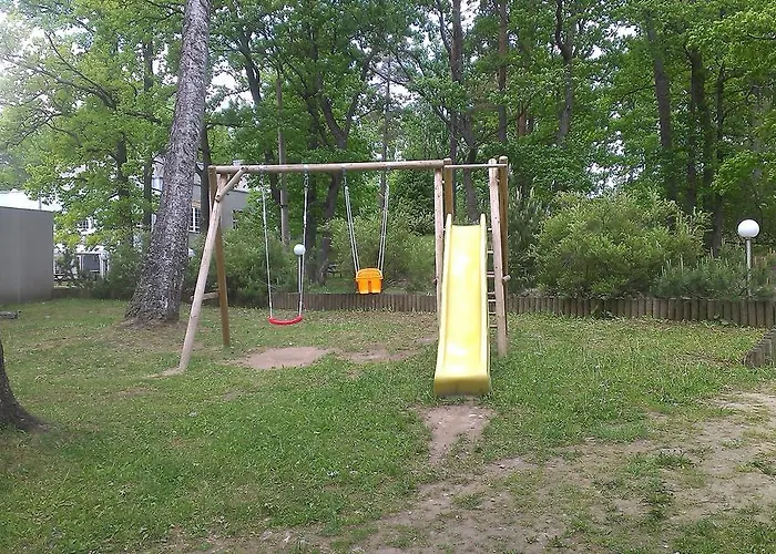 Nelijaerve Centre Holiday park *